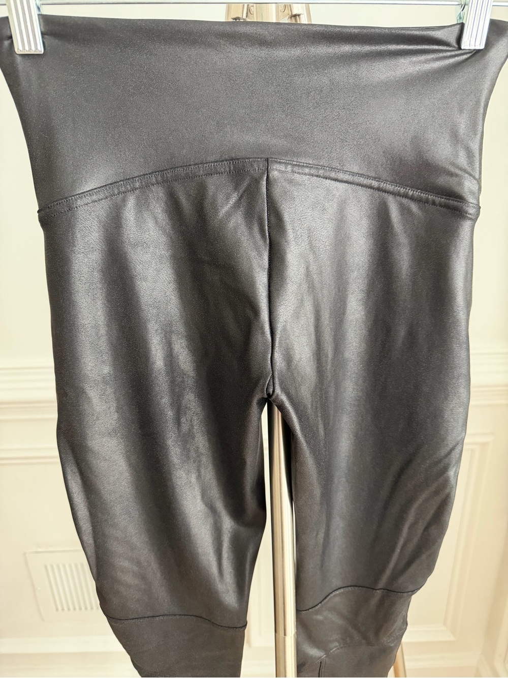SPANX Moto Faux Leather Leggings in Black Size Large - Picture 7 of 9